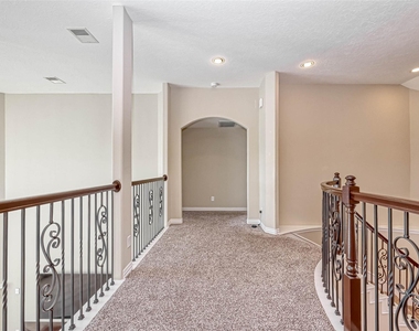 17827 Circular Quay Lane - Photo Thumbnail 31