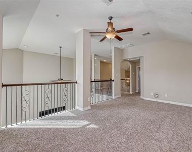 17827 Circular Quay Lane - Photo Thumbnail 33
