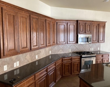 4510 Blakes Ridge - Photo Thumbnail 13