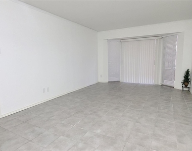 800 Post Oak Boulevard - Photo Thumbnail 4
