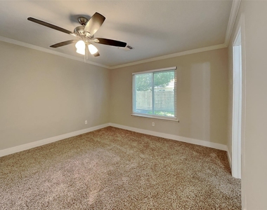 18116 Red Pine Court - Photo Thumbnail 8