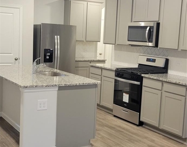 8031 Peppercorn Street - Photo Thumbnail 2