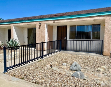 6036 Sunset Road - Photo Thumbnail 3