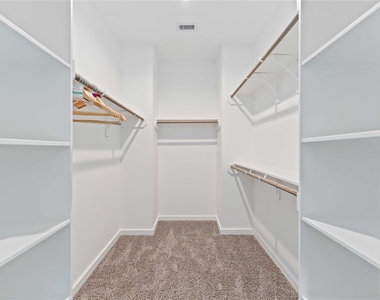 1013 Erin Street - Photo Thumbnail 19