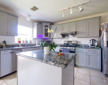 19718 Bluff Canyon Way - Photo Thumbnail 12