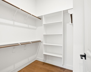 7841 Sunnyhill Street - Photo Thumbnail 25