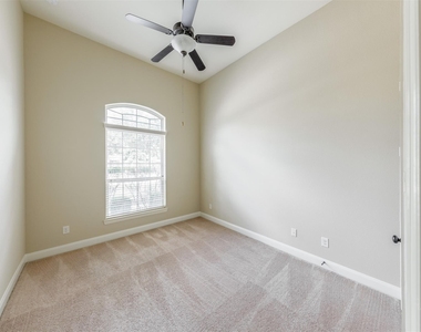 4911 Augusta Pointe Court - Photo Thumbnail 19
