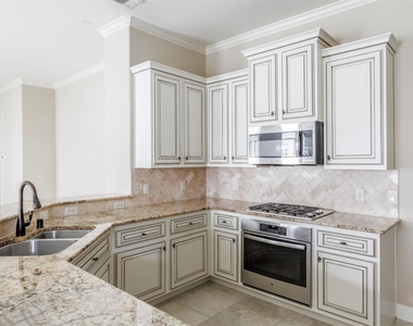 4911 Augusta Pointe Court - Photo Thumbnail 1