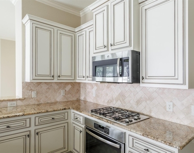 4911 Augusta Pointe Court - Photo Thumbnail 9