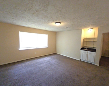4718 Reynaldo Drive - Photo Thumbnail 19