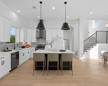 8707 Ojeman Villas Drive - Photo Thumbnail 13
