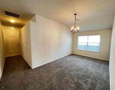 29022 Fox Fountain Lane - Photo Thumbnail 6