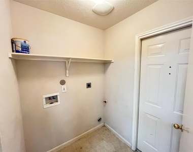 29022 Fox Fountain Lane - Photo Thumbnail 11