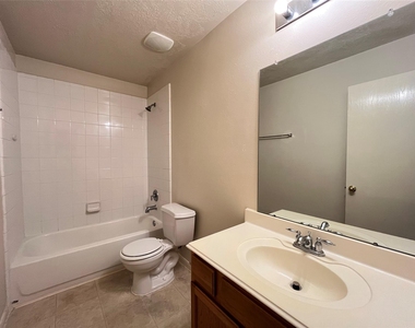 29022 Fox Fountain Lane - Photo Thumbnail 9