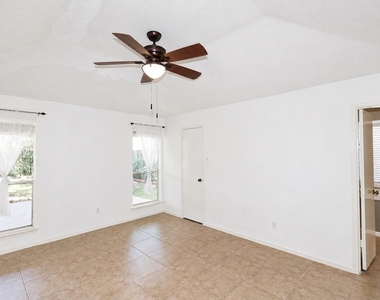 7126 Buchanan Drive - Photo Thumbnail 9