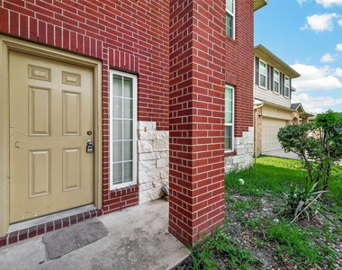 3519 Lilac Ranch Drive - Photo Thumbnail 4