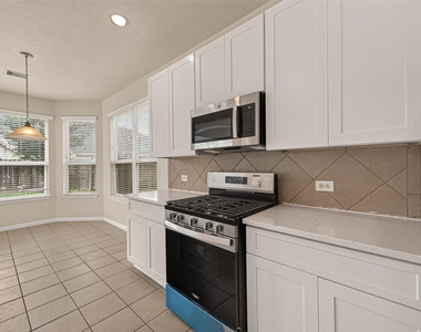 3519 Lilac Ranch Drive - Photo Thumbnail 18