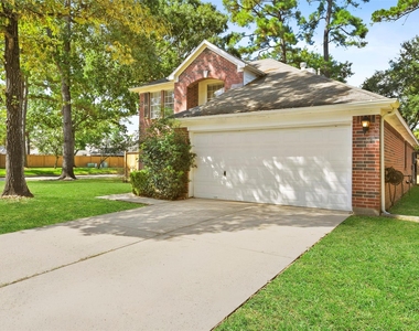 2003 Whitelaw Drive - Photo Thumbnail 1