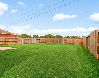 8102 Yaupon View Drive - Photo Thumbnail 36