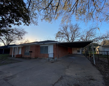 1105 Alice Street - Photo Thumbnail 1