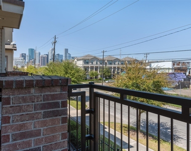 2814 Polk Street - Photo Thumbnail 9