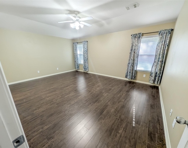 26403 Abbey Springs Lane - Photo Thumbnail 23