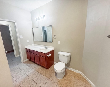 26403 Abbey Springs Lane - Photo Thumbnail 17