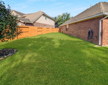26403 Abbey Springs Lane - Photo Thumbnail 27