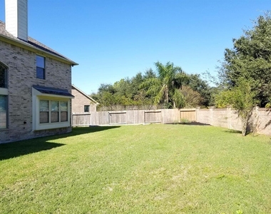 25406 Archdale Court - Photo Thumbnail 37