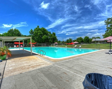9175 Inwood - Photo Thumbnail 36