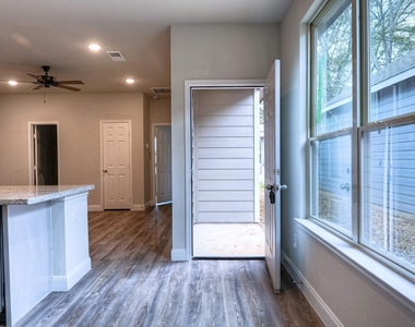 9175 Inwood - Photo Thumbnail 32