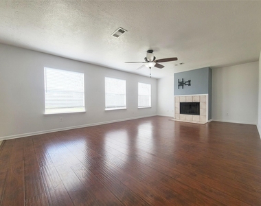 20839 Beech Tree Drive - Photo Thumbnail 6