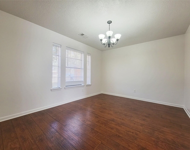 20839 Beech Tree Drive - Photo Thumbnail 4