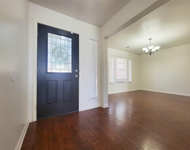 20839 Beech Tree Drive - Photo Thumbnail 3