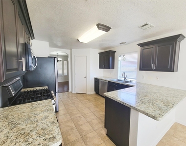 20839 Beech Tree Drive - Photo Thumbnail 8