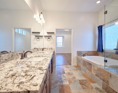 11718 Casadores Lane - Photo Thumbnail 28