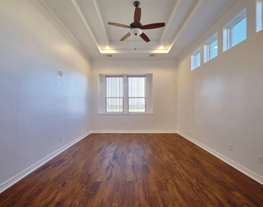 11718 Casadores Lane - Photo Thumbnail 24