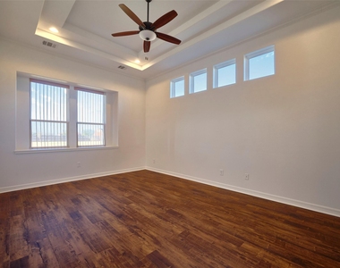 11718 Casadores Lane - Photo Thumbnail 23
