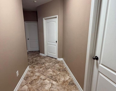 15930 Hidden Crest Drive - Photo Thumbnail 12