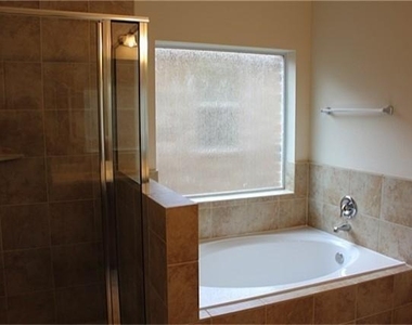 5110 Lakota Trail - Photo Thumbnail 9