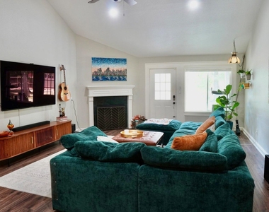 7415 Revelwood Drive - Photo Thumbnail 3