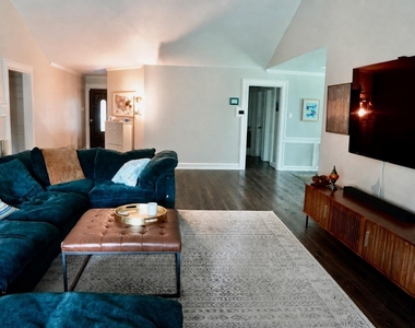 7415 Revelwood Drive - Photo Thumbnail 4
