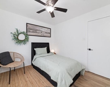 13102 Apple Glen Lane - Photo Thumbnail 26