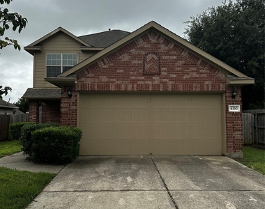 4330 Sprangletop Avenue - Photo Thumbnail 1