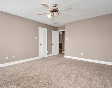 1914 Lenora Court - Photo Thumbnail 33