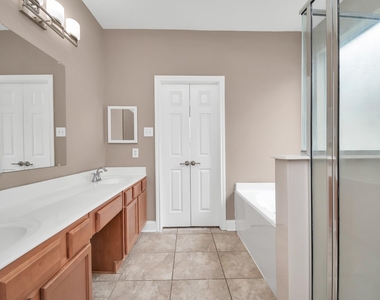 1914 Lenora Court - Photo Thumbnail 21