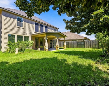 5526 Walnut Glen Lane - Photo Thumbnail 23