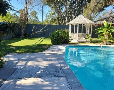 5515 W Airport Boulevard - Photo Thumbnail 13