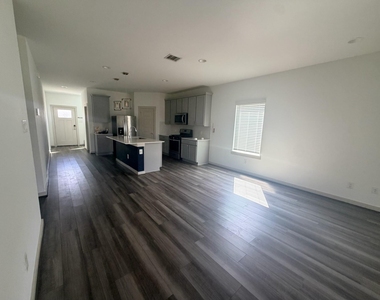 18927 Allendale Forest Drive - Photo Thumbnail 8