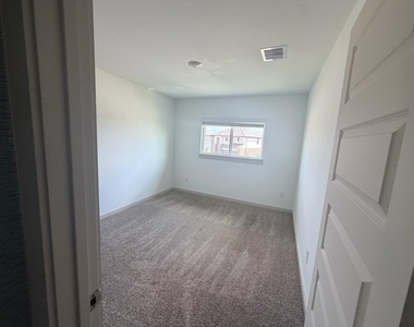 18927 Allendale Forest Drive - Photo Thumbnail 1